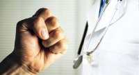 ضرب وتهديد طبيب في "مستشفى حمزة" - تفاصيل