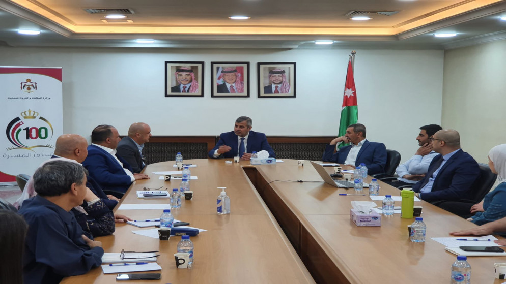 وزير الطاقة يؤكد أهمية الانتقال وإحلال الذكاء