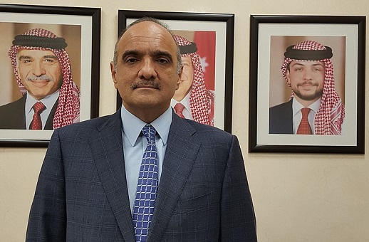 رئيس الوزراء ووزيرا الصحة والداخلية في العقبة