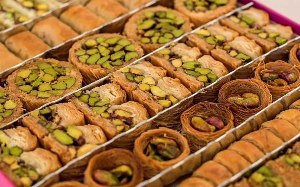 محال حلويات في الأردن ترفع الأسعار