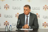 وزير الداخلية : السبب المباشر لحادثة العقبة هو عدم ملائمة قدرة السلك المعدني المستخدم لوزن الحمولة ما أدَّى إلى حدوث استطالة ومن ثمَّ انقطاعه