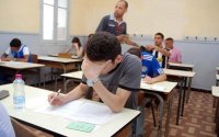 طلبة التوجيهي يتقدمون لامتحان تاريخ الأردن اليوم