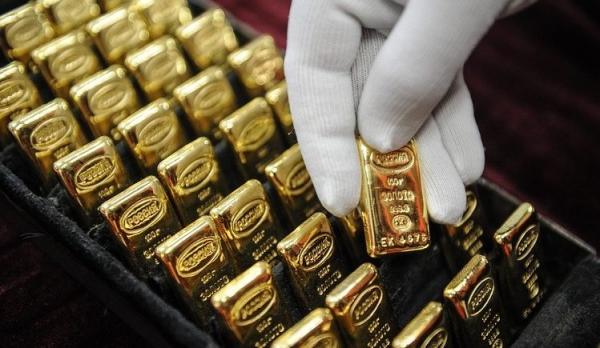 تراجع اسعار الذهب مع صعود الدولار وعوائد السندات