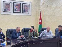 قبيلات: نعمل على استكمال طرح العطاءات الخاصة بمشاريع مجالس اللامركزية
