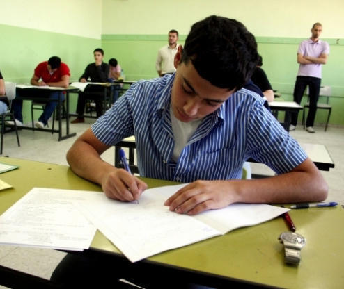 جلستان لامتحان التوجيهي اليوم