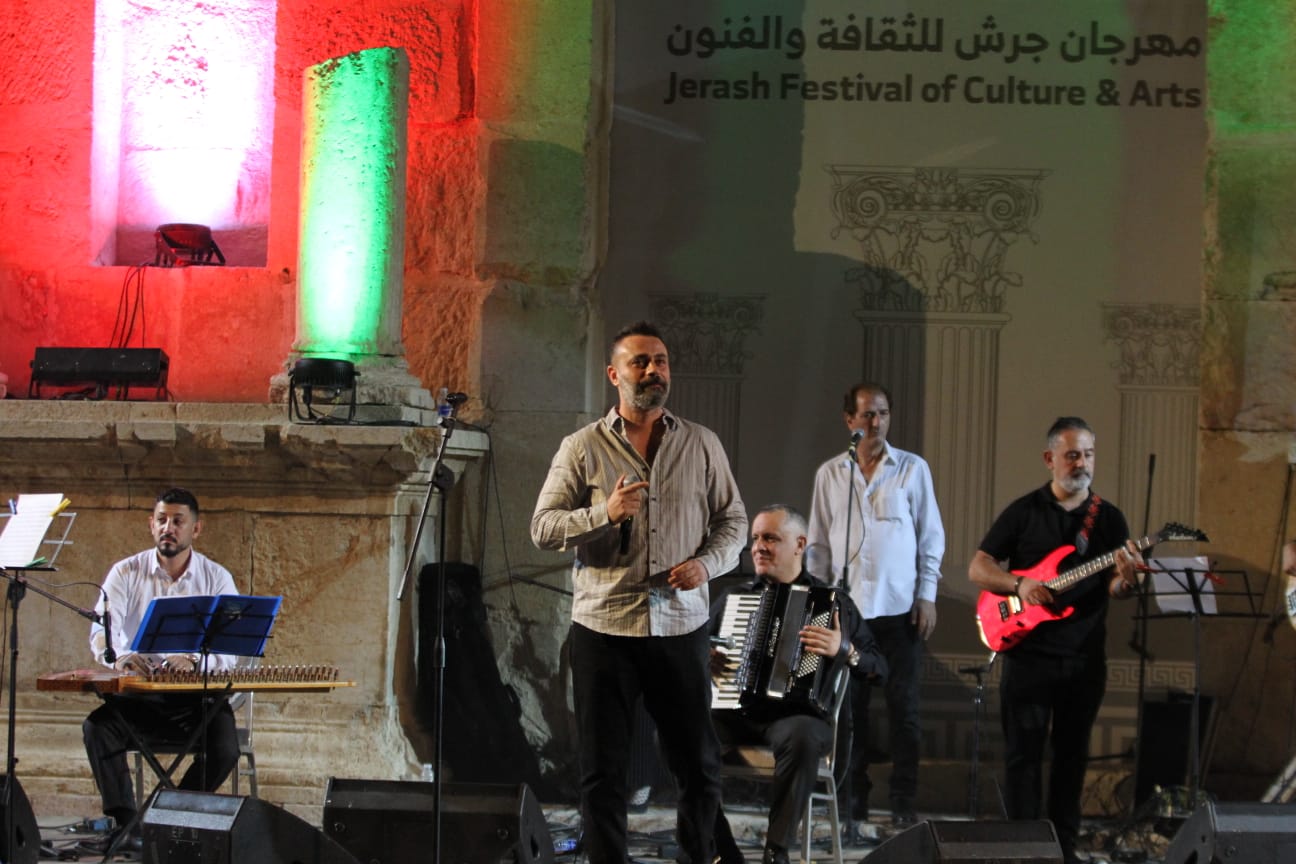 المسرح الشمالي .. "شرقيات" تستعيد زمن الطرب الجميل