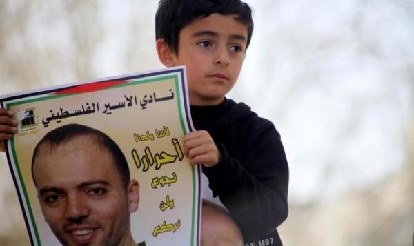 استمرار إضراب الاسير الفلسطيني عواودة عن الطعام لليوم 143