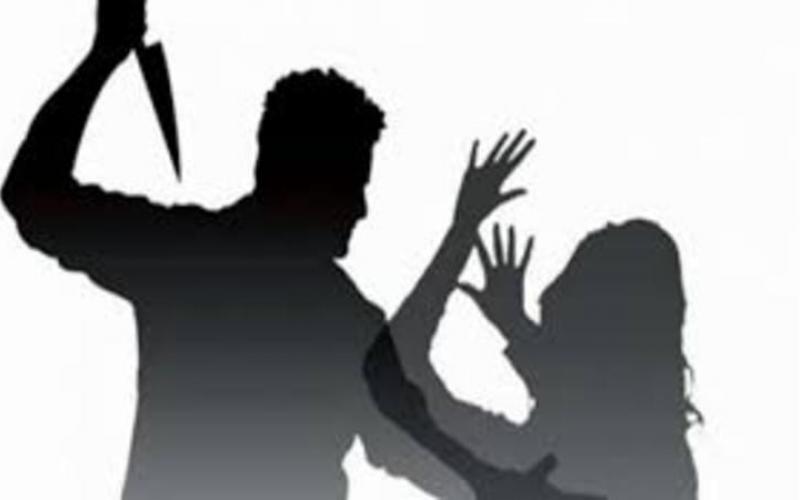 تطورات ومعلومات جديدة في جريمة قتل زوج لزوجته طعنا في الرصيفة