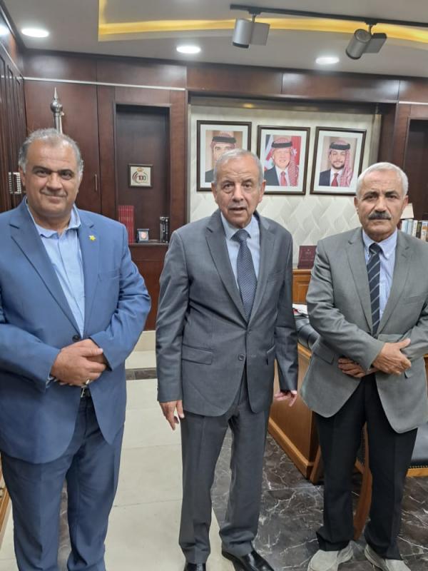 الحكومة تبحث إنشاء ثلاث مدن مستدامة تحقق أمن الطاقة والمياه والغذاء