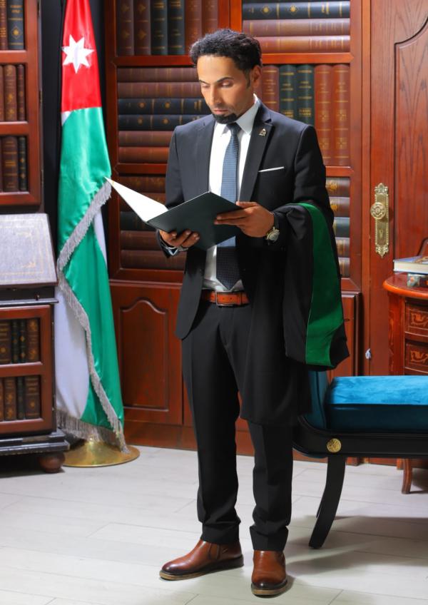 الدكتور طلال الزبن .. مبارك التخرج