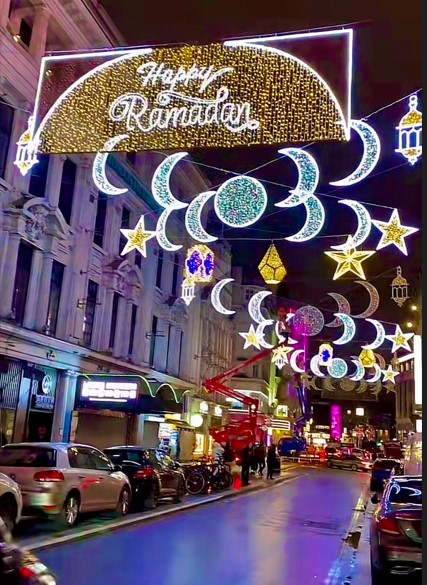 لأول مرة .. لندن تشعل 30 ألف مصباح بمناسبة شهر رمضان (صور + فيديو)