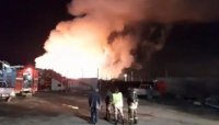 الفايز يوعز لطوارئ بلدية الجيزة باسناد الدفاع المدني لاخماد حريق مصنع