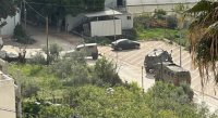 اشتباكات بين مقاومين فلسطينيين وقوات الاحتلال في مخيم نور شمس