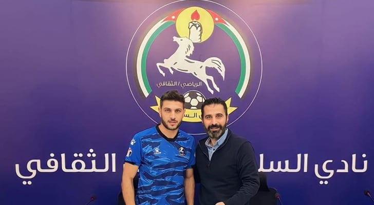 السلط يتعاقد مع أبو زريق