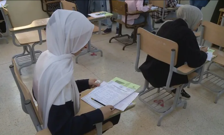 كيف ستكون آلية عقد امتحان “التوجيهي” على سنتين؟