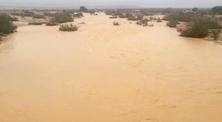 فقدان شخصين في وادي عربة جنوب فلسطين جراء السيول الجارفة