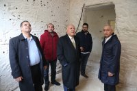 المهندسين" تسلم مفاتيح منزلين لأسر عفيفة في محافظة مأدبا ، وتنظم حملة لكسوة 250 يتيما