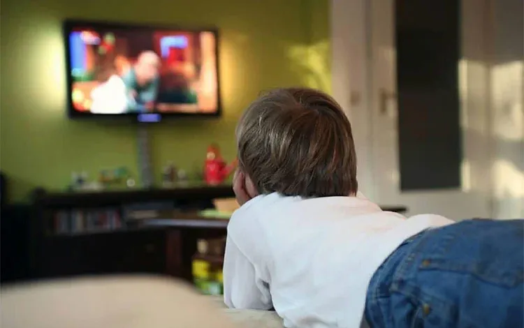 ما تأثير الدراما التلفزيونية على الصحة النفسية للأطفال؟
