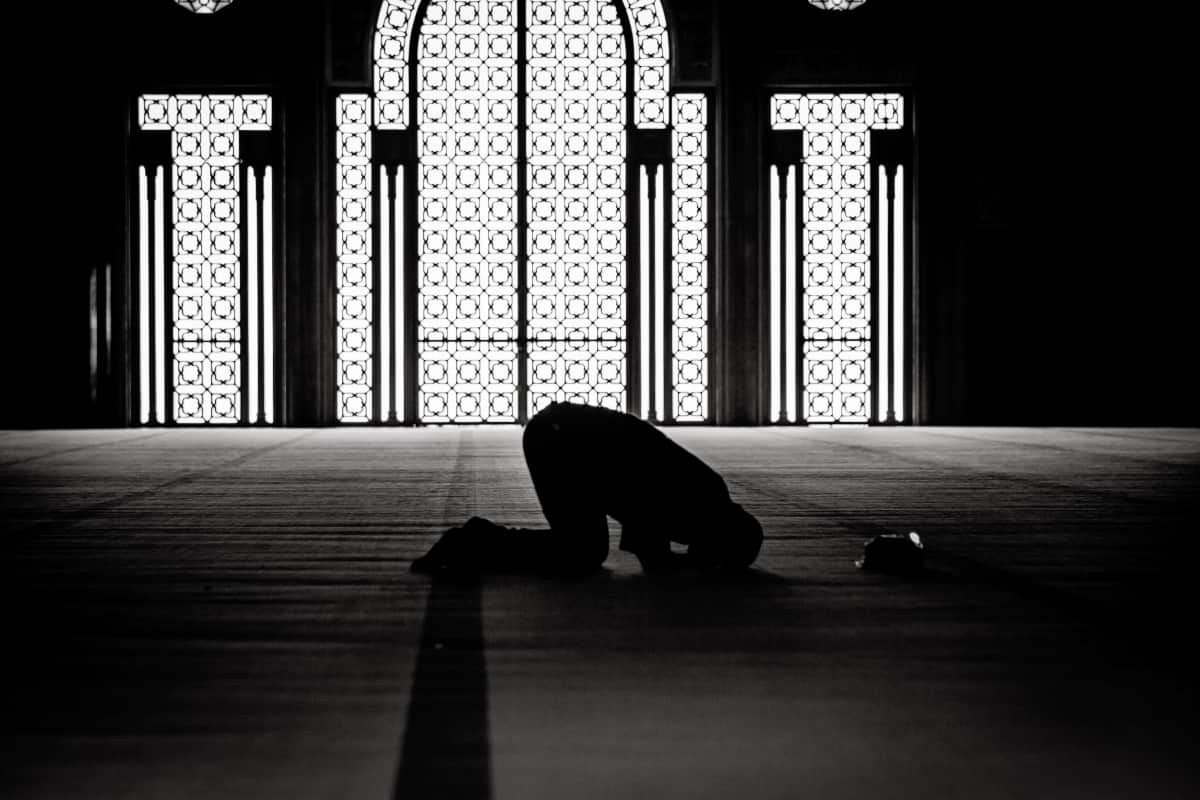 علامات ليلة القدر وأمور يجب عليك القيام بها حتى لا تفوت الأجر العظيم