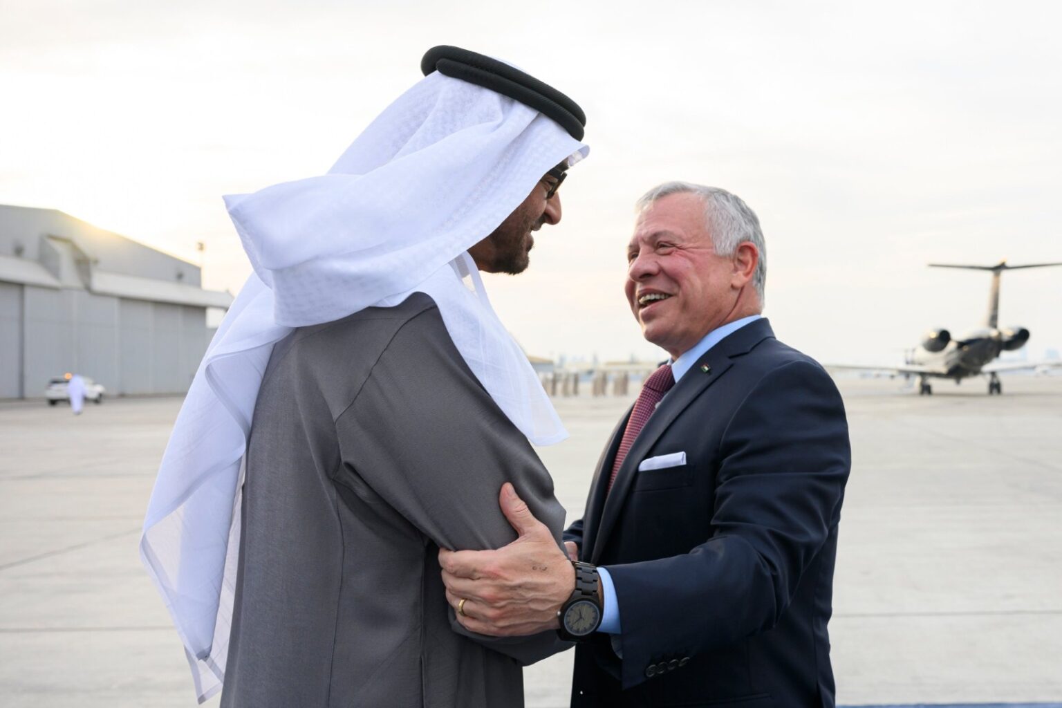 ماذا قال الملك لرئيس الإمارات قبل مغادرة أبو ظبي؟