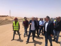 أبو السمن يؤكد ضرورة انجاز تأهيل الاجزاء المتبقية من الصحراوي