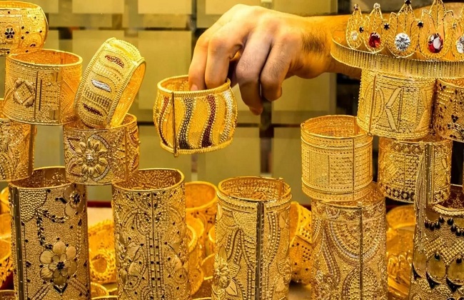 40.6 دينار سعر غرام الذهب عيار 21 في الاردن