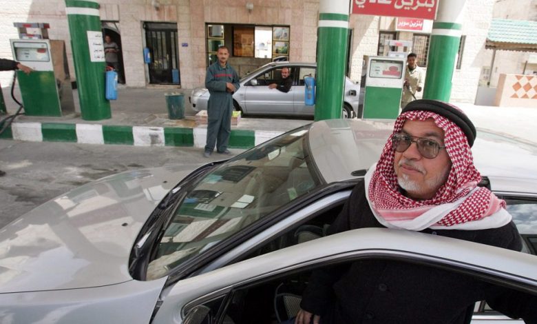 الحكومة ترفع أسعار البنزين وتخفّض الديزل وتثبت الكاز