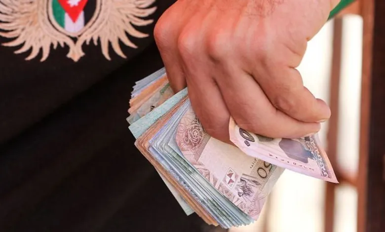 أنباء سيئة للمقترضين.. ارتفاع عاشر متوقع على أسعار الفائدة