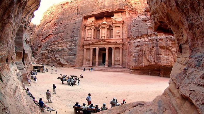 قريبا.. أي شخص بالعالم يستطيع زيارة البترا افتراضيا بتقنية 3D