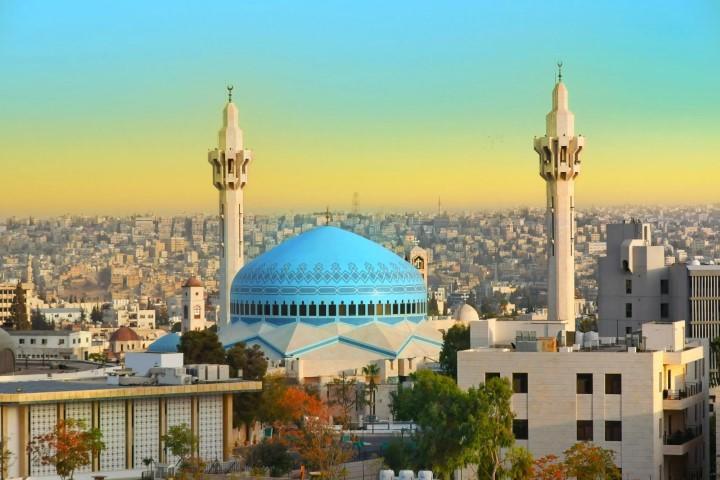 طقس ربيعي مشمس الثلاثاء .. ومائل للبرودة ليلاً