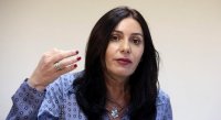 وزيرة في حكومة الاحتلال الإسرائيلي تهرب إلى الملاجئ
