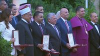 الملك ينعم بأوسمة ملكية على مؤسسات وشخصيات وطنية (أسماء)