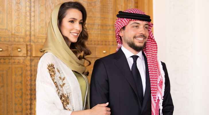 مقدسيون يشاركون في حفل زفاف ولي العهد