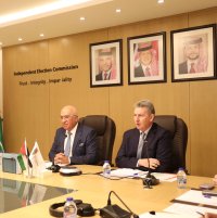 المعايطة يلتقي رئيس هيئة الانتخاب الاسترالية عبر تقنية الاتصال المرئي