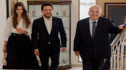 الأمير الحسن: الحسين ورجوة .. أسأل الله أن يجعل حياتكما زاخرة بالمودة والرحمة والهناء