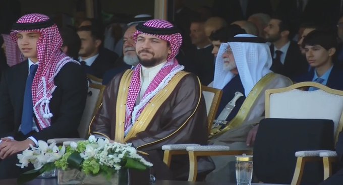 الملك: قبل 28 سنة ربنا سبحانه وتعالى أنعم علي بالحسين واليوم كلي فخر به وبطموحه وعزيمته ومحبته لأهله ووطنه