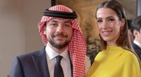 أي السيارات ستقل العروسين الحسين ورجوة في حفل زفافهما ؟