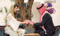من هو الشيخ الذي سيعقد قران ولي العهد على الآنسة رجوة؟