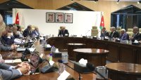 الخصاونة يفتتح جلسة الوزراء بتهنئة الملك بزفاف ولي العهد