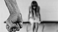 محاكمة أب وزوجته بجرم الإيذاء بعد تعنيف طفلة 11 عاما في عمان