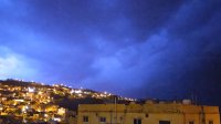بالتفاصيل.. سحب رعدية وأمطار قادمة إلى الأردن الثلاثاء