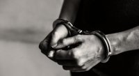القبض على سالب محل صرافة بمسدس بلاستيكي في البيادر