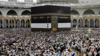 السعودية تصدر مليون و800 ألف تأشيرة إلكترونية للحج