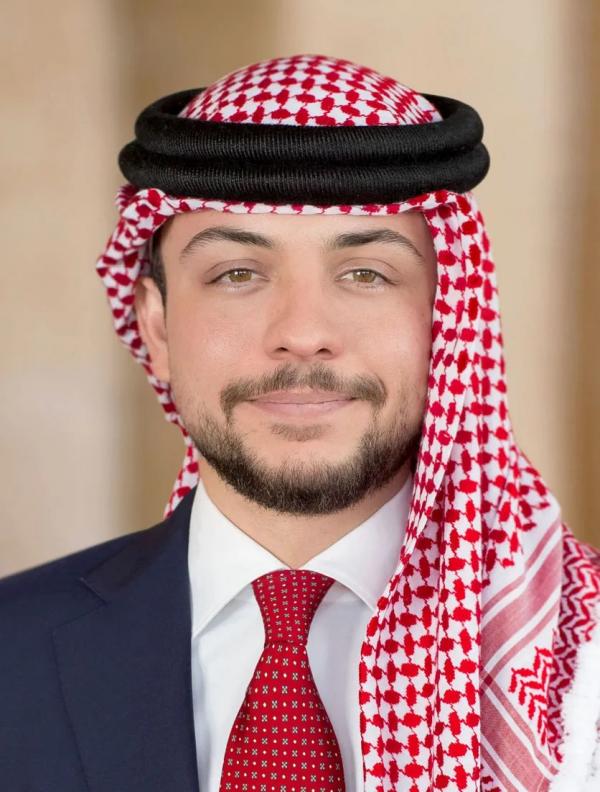 ولي العهد مهنئًا بالعيد: بارك الله لنا أيامنا ورزقنا الراحة والطمأنينة