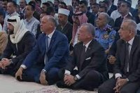 الملك يشارك جموع المصلين أداء صلاة عيد الأضحى المبارك