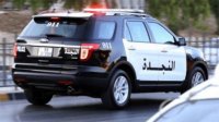 الأمن العام يوضّح تفاصيل فيديو جرى تداوله، حول سائق حاول الفرار من رجال الأمن واحدهم متشبث بالمركبة