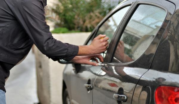 البحث الجنائي ينشر تحذيرات وإرشادات لتجنب تعرض المركبات للسرقة