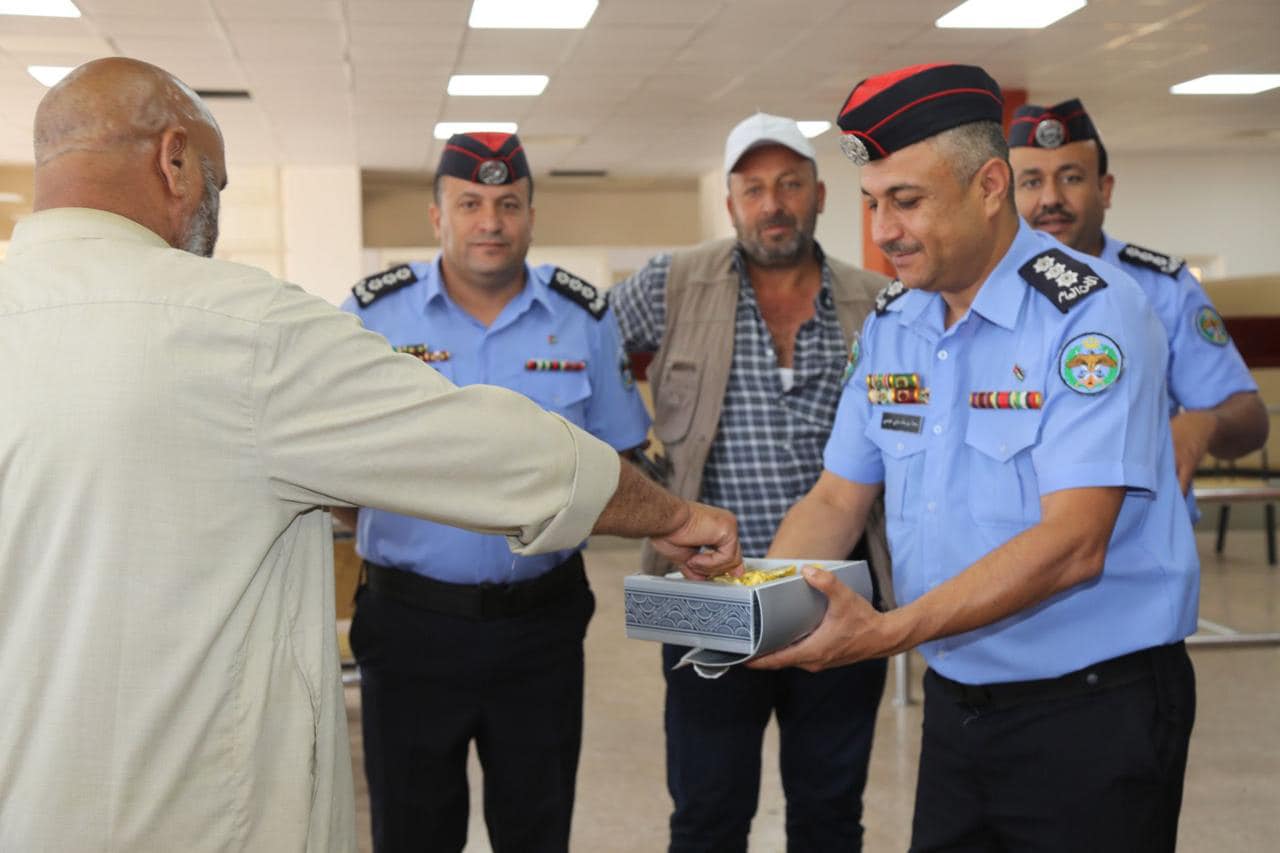 هكذا استقبلت كوادر الأمن العام حجاج بيت الله العائدين إلى الأردن وفلسطين والدول الشقيقة