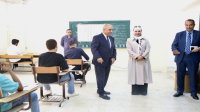 محافظة يتفقد قاعات امتحان التوجيهي في السلط