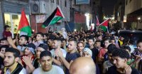 مظاهرة ليلية حاشدة في مخيم البقعة تحيةً لمخيم جنين